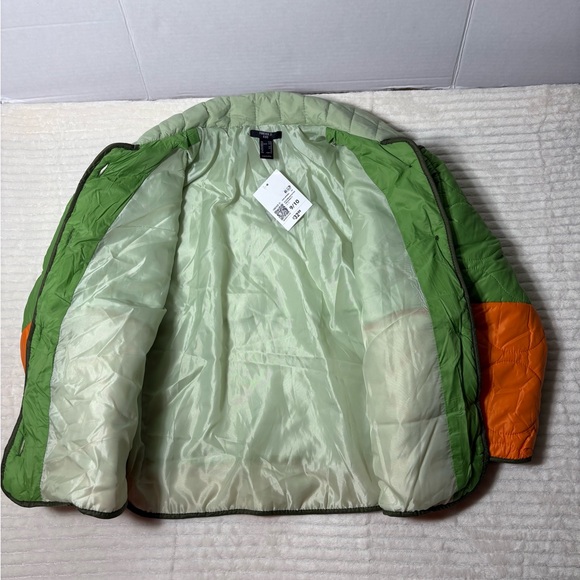 Forever 21
Girls Quilted Colorblock Puffer Jacket (Kids) in Green, SZ 9/10 NWT - Picture 2 of 5
